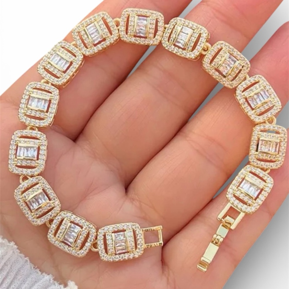 Geometric Statement Gold Filled Bracelet Nwt - image 2